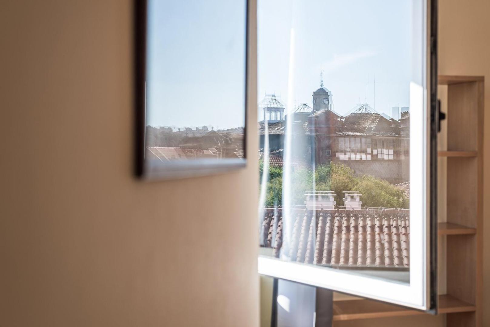 Guestready - Minimalistic Studio Downtown Porto Exterior photo