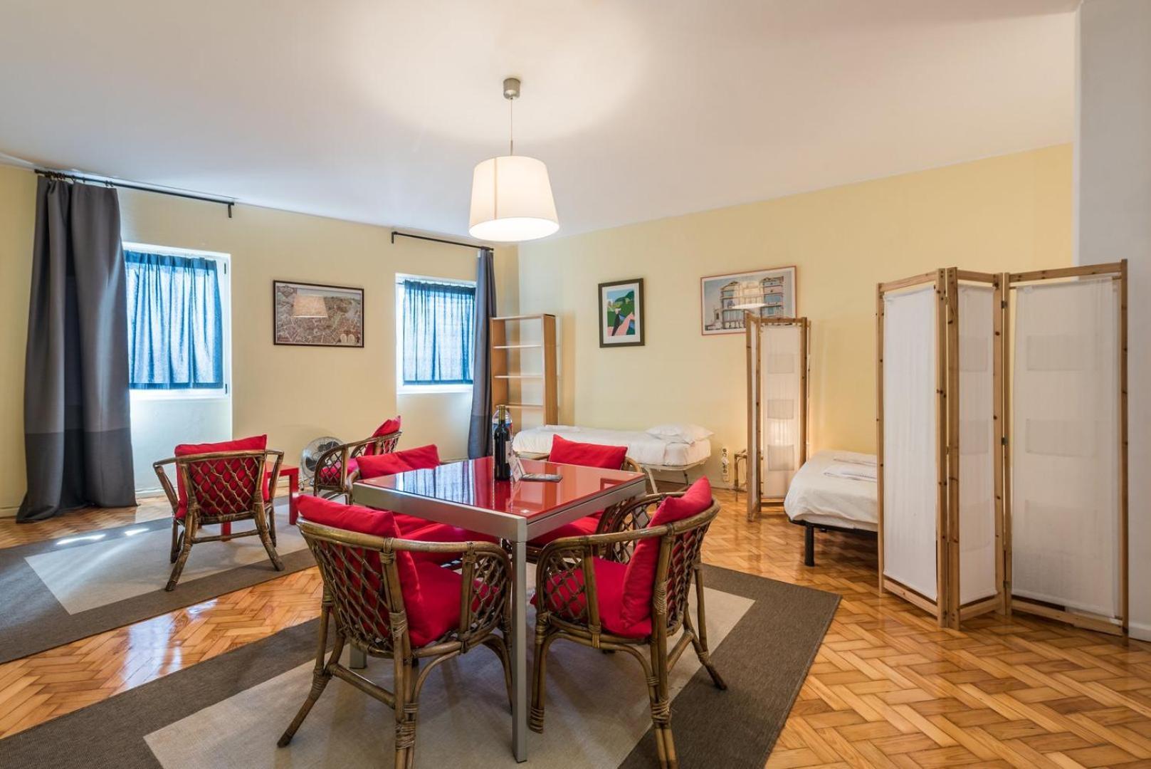 Guestready - Minimalistic Studio Downtown Porto Exterior photo