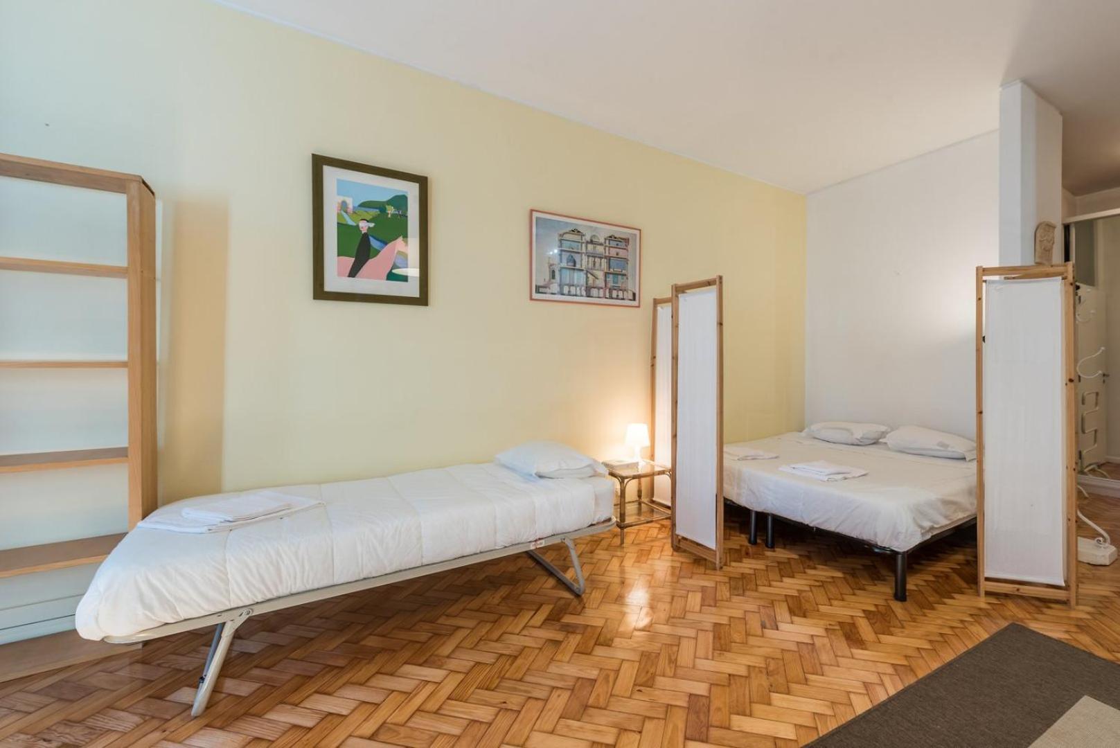 Guestready - Minimalistic Studio Downtown Porto Exterior photo